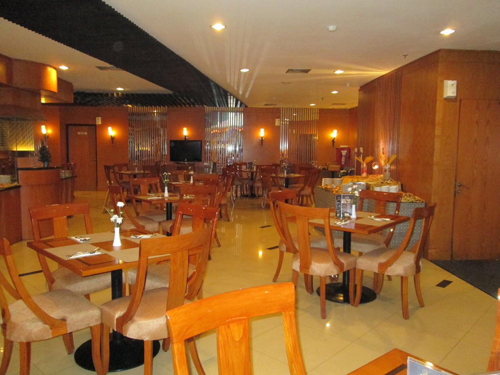 Grand Pasundan Convention Hotel Bandung Exterior photo